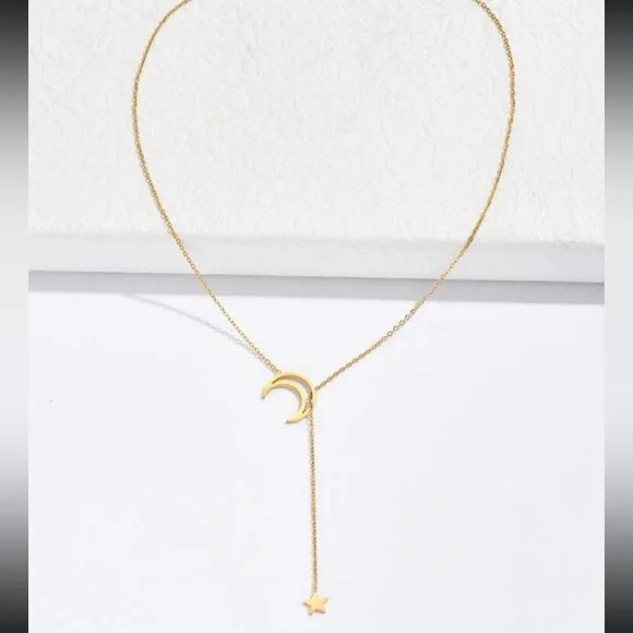 Stellar Radiance Necklace - Picture 2 of 3